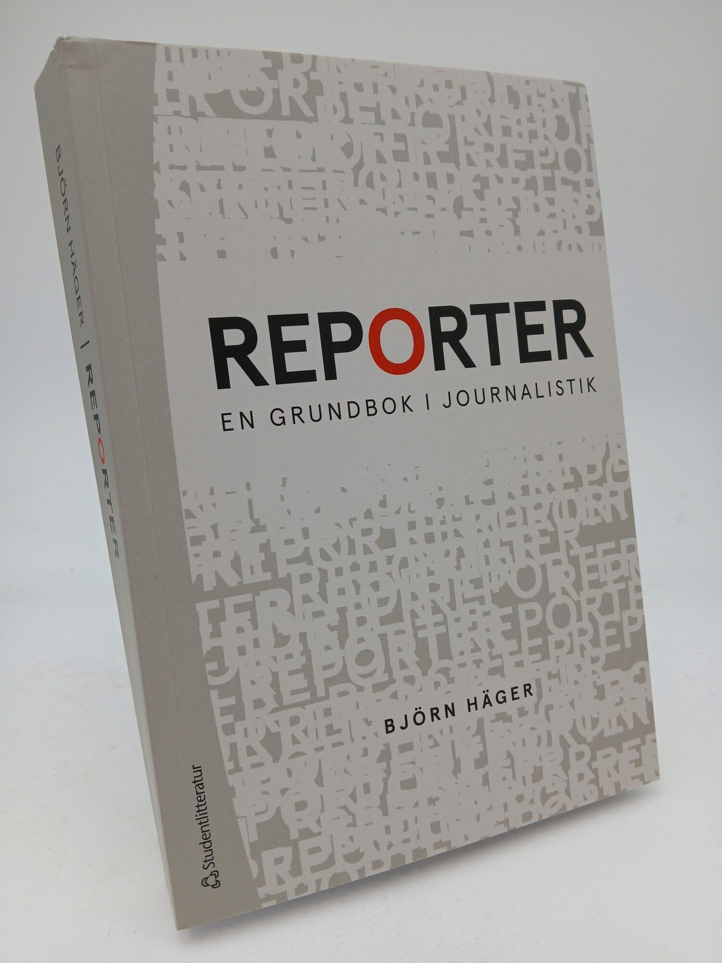 Häger, Björn | Reporter : En grundbok i journalistik