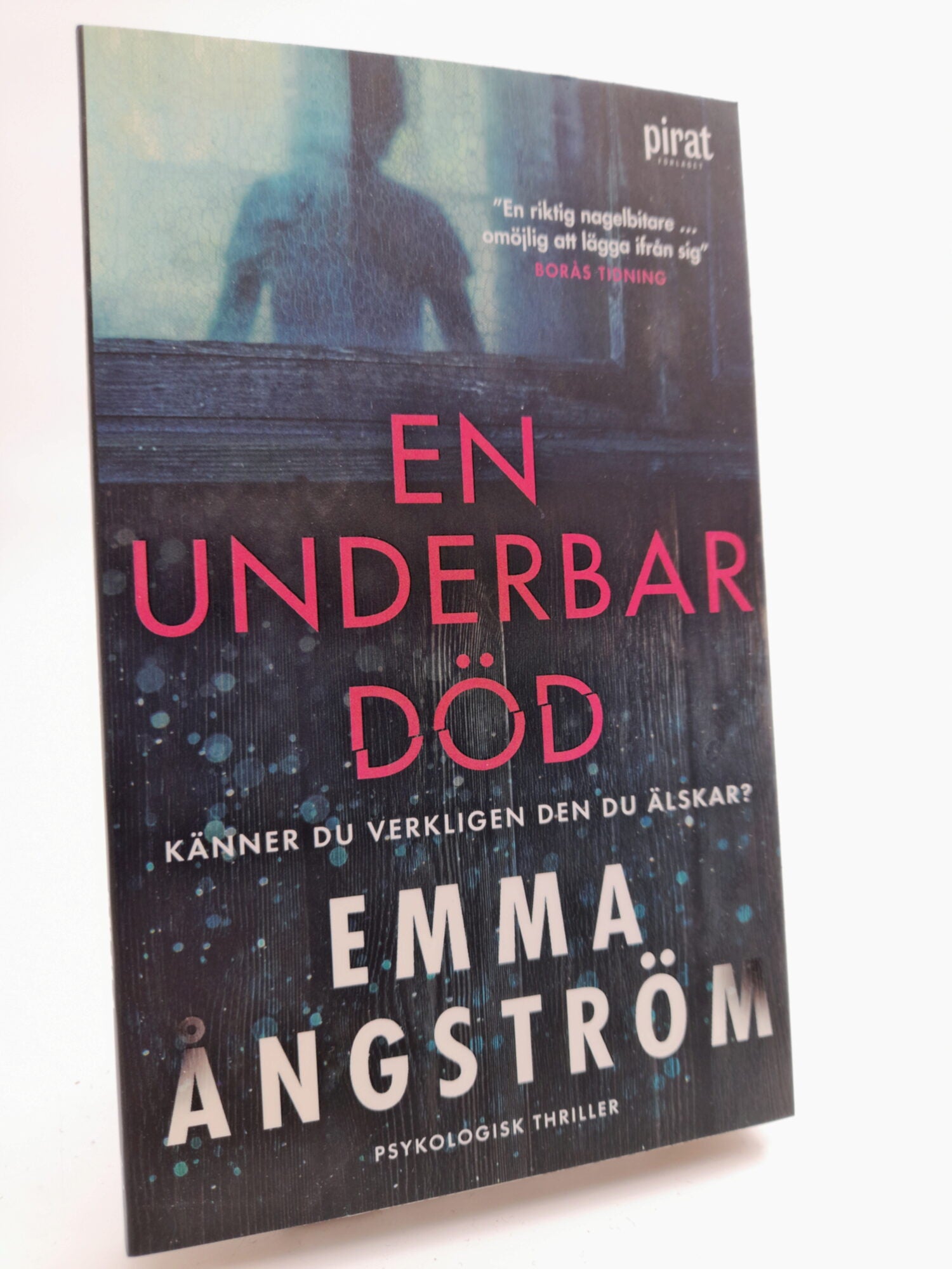 Ångström, Emma | En underbar död