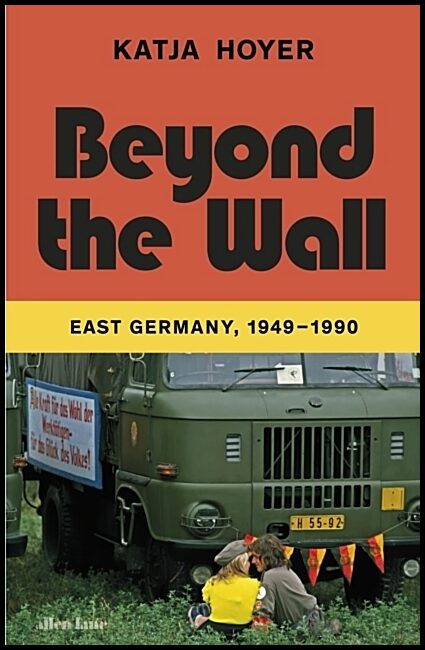 Hoyer, Katja | Beyond the Wall