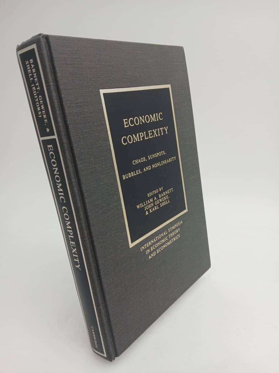 Barnett, William A. | Geweke, John | Shell, Karl | Economic complexity : Chaos, sunspots, bubbles and nonlinearity : pro...