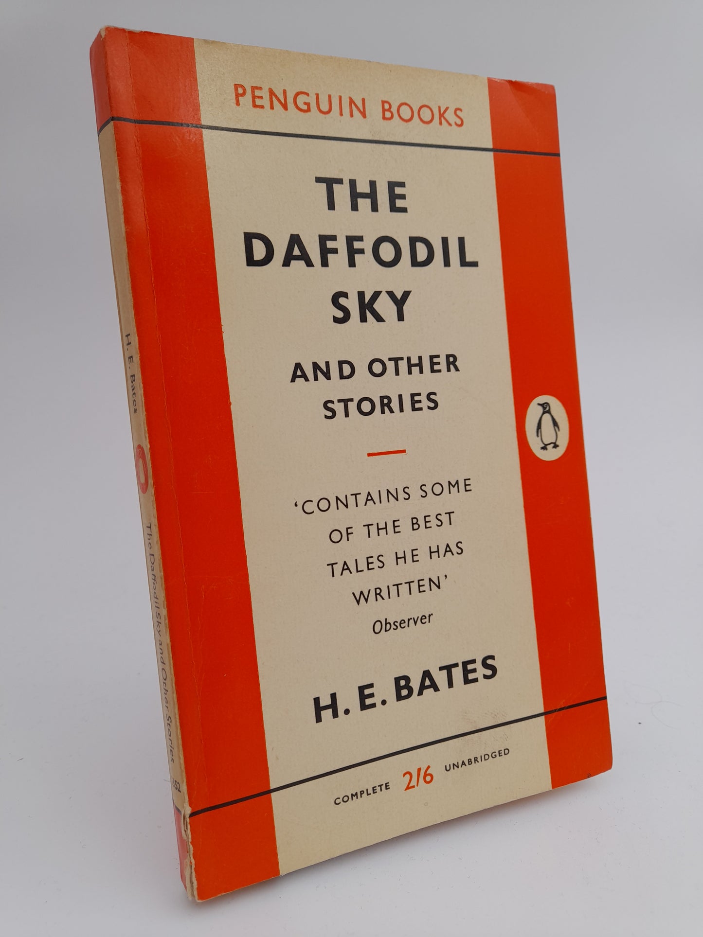Bates, H.E. | The Daffodil sky : And other stories