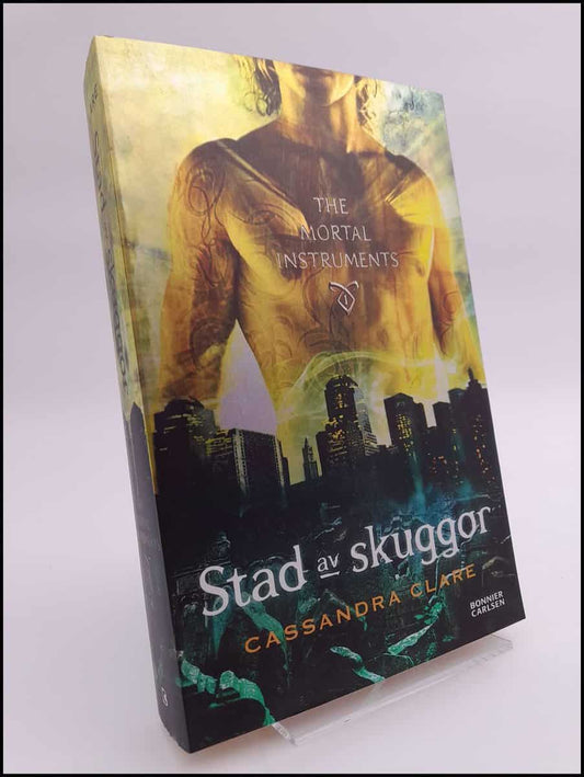 Clare, Cassandra | Stad av skuggor