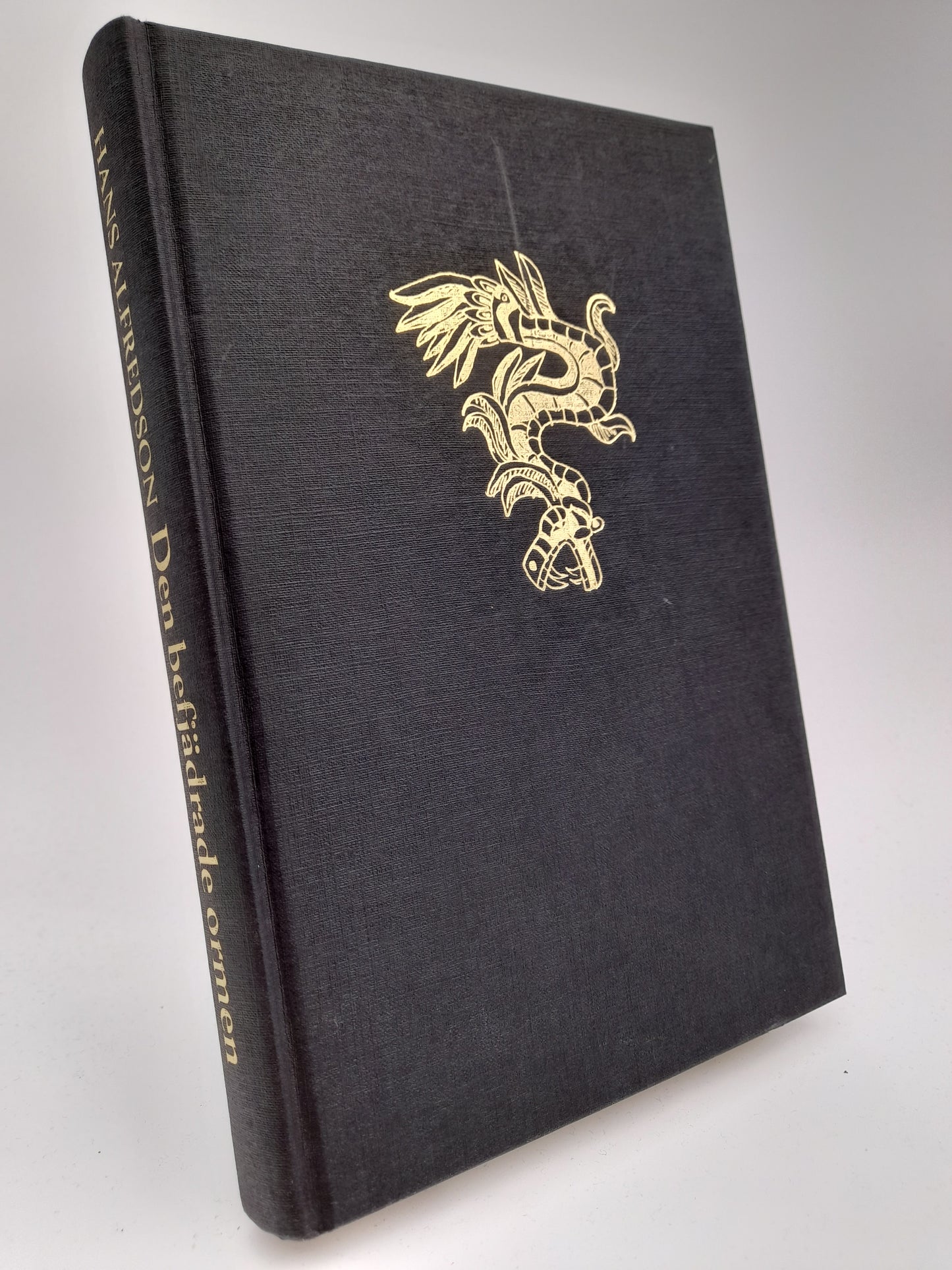 Alfredson, Hans | Den befjädrade ormen : En roman om indianer och vita