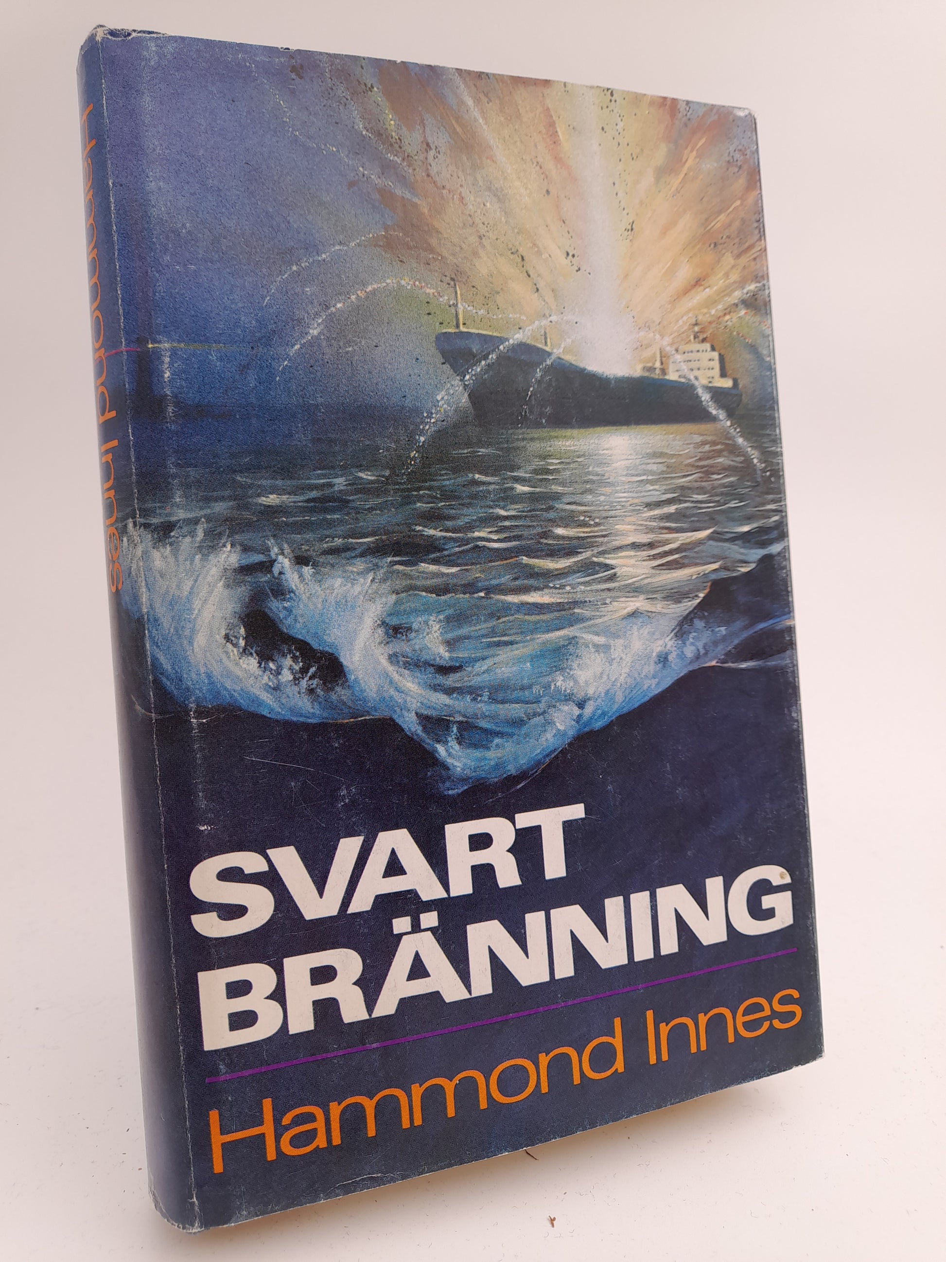 Innes, Hammond | Svart bränning