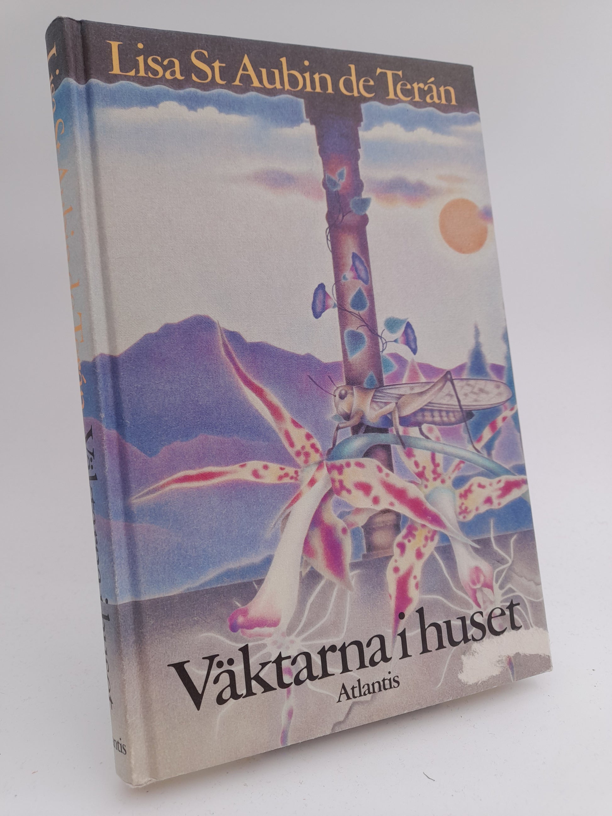 St Aubin de Terán, Lisa | Väktarna i huset