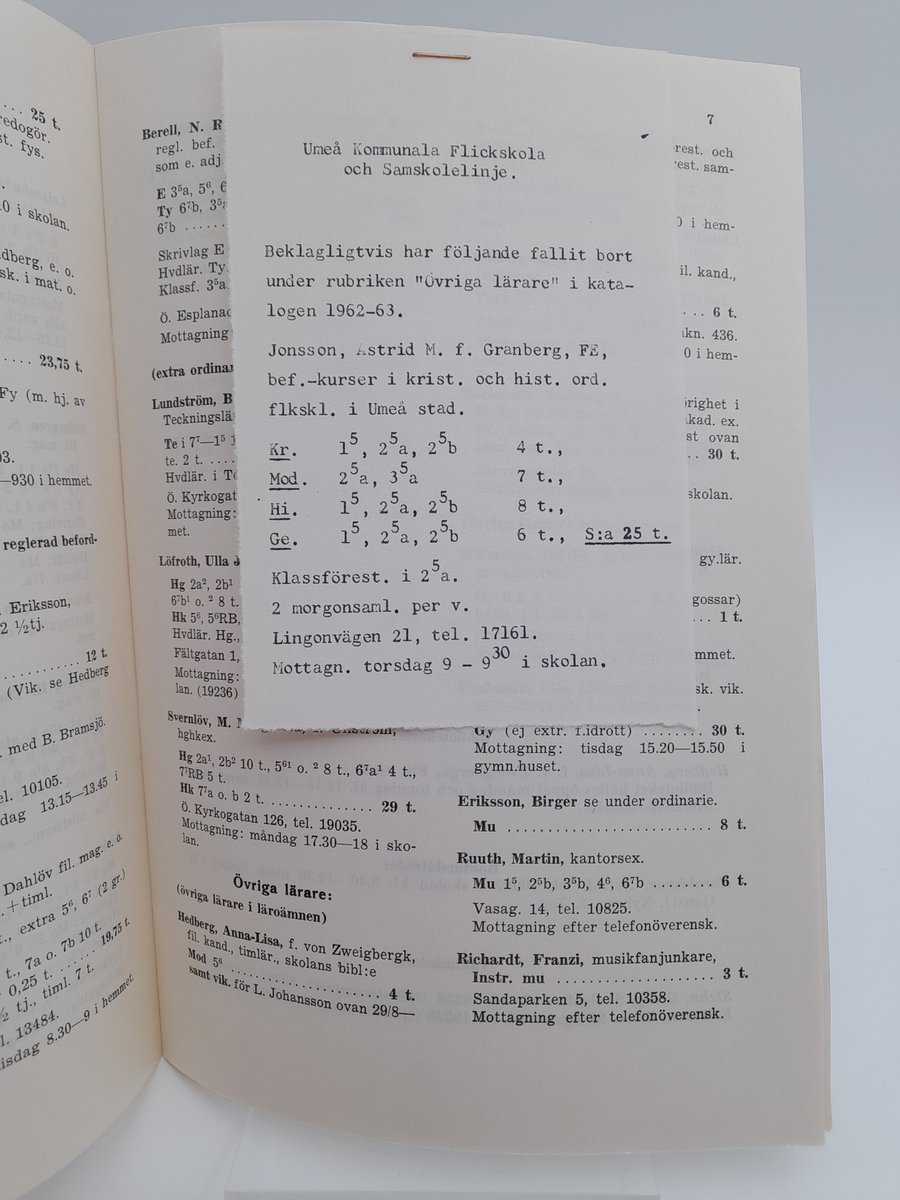 Umeå kommunala flickskola och samskolelinje | Umeå kommunala flickskola och 7-åriga samskolelinje : Katalog läsåret 1962...