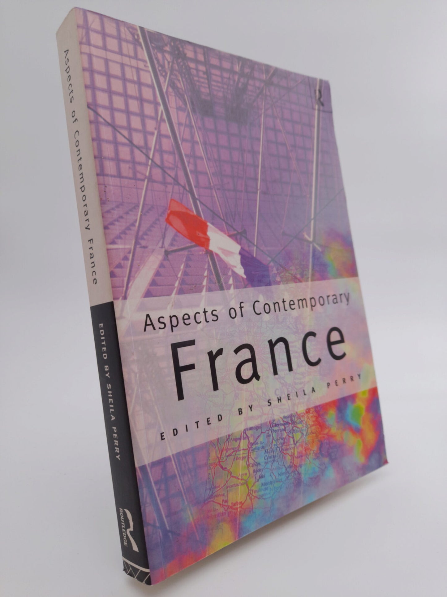 Perry, Sheila [ed.] | Aspects of contemporary France