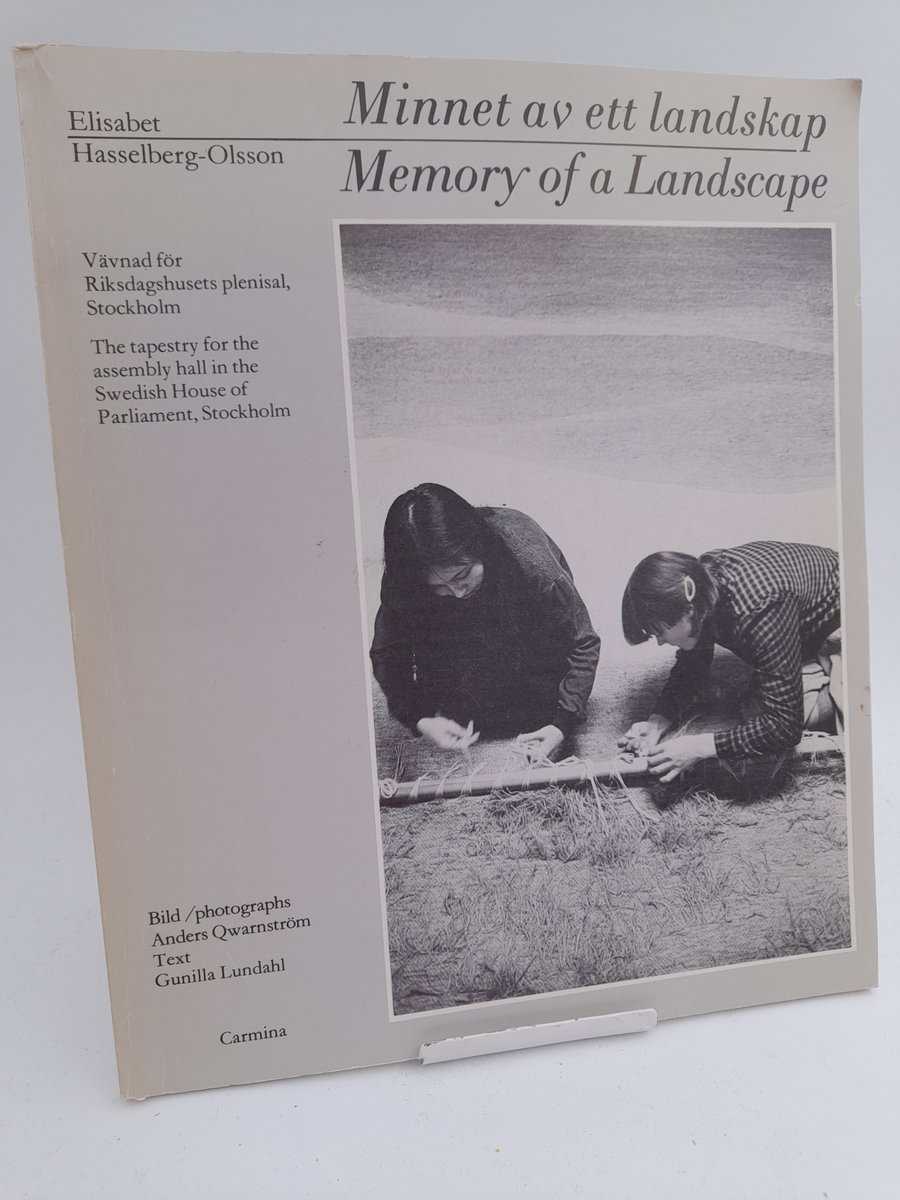 Lundahl, Gunilla | Minnet av ett landskap : [vävnad för Riksdagshusets plenisal, Stockholm] | Memory of a landscape : [t...