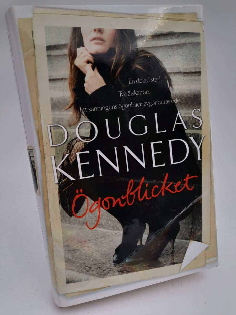 Kennedy, Douglas | Ögonblicket