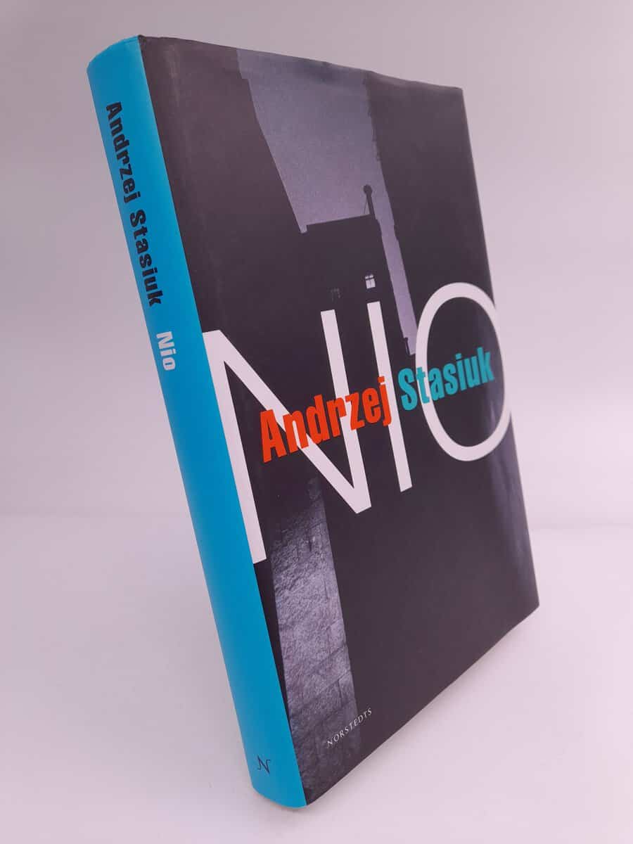 Stasiuk, Andrzej | Nio
