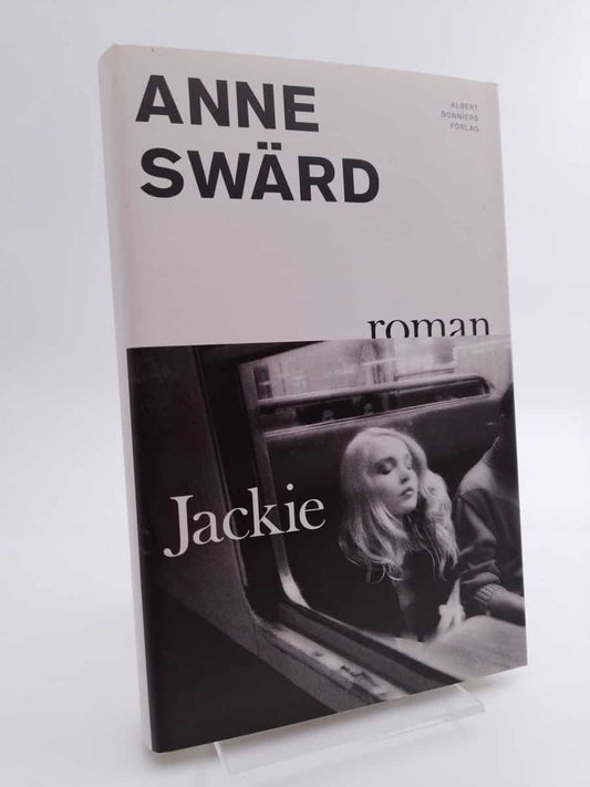 Swärd, Anne | Jackie : Roman