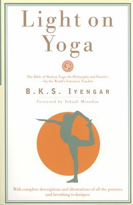Iyengar BK | Light on yoga : Value, object or array expected.* Line 1, Column 2  Extra non-whitespace after JSON value.