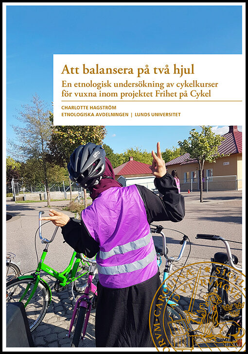 Hagström, Charlotte | Att balansera på två hjul